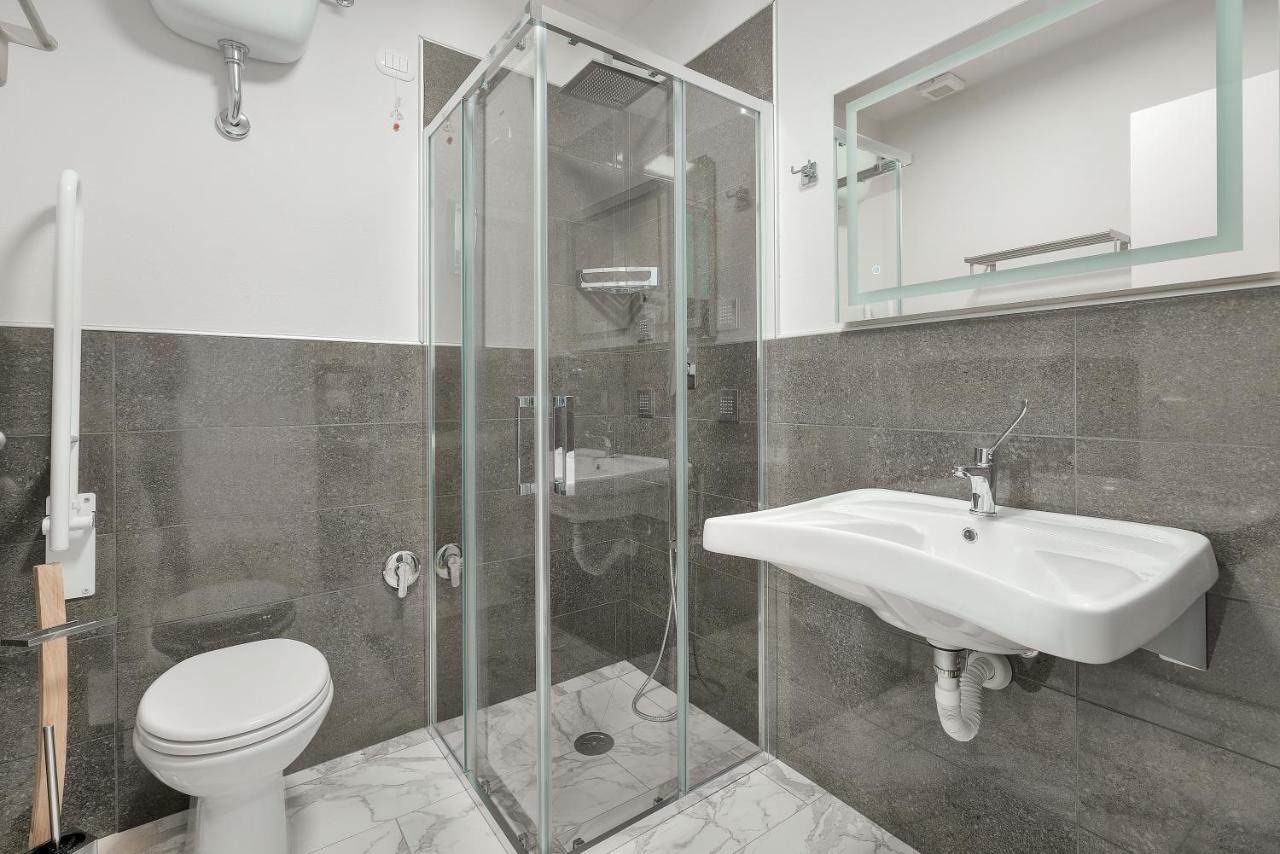 Hotel Cosmos Firenze Esterno foto