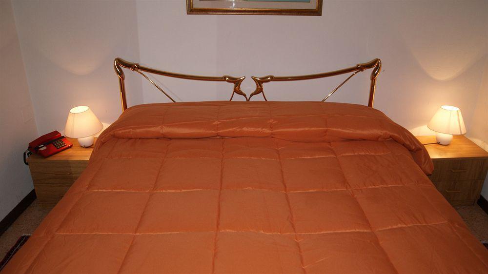 Hotel Cosmos Firenze Esterno foto